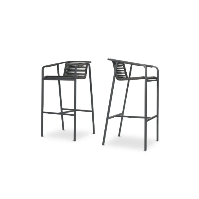 Suite Barstuhl von Fischer Möbel – moderner Outdoor Barhocker mit klarer Linienführung, filigranem Metallgestell und Geflechtstruktur für stilvolle Außenbereiche